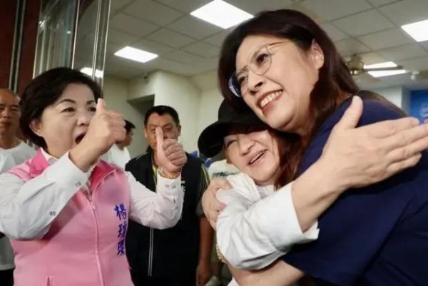 西宁股票配资平台 卢秀燕表态不参选国民党主席，她说：我来